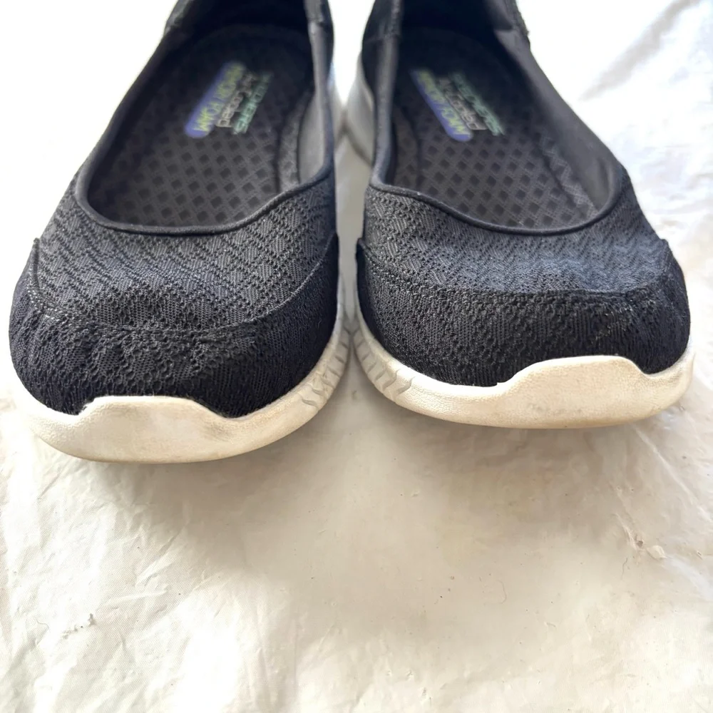 Skechers Wave Lite Memory Foam slip on Walking sneakers Shoes SZ 8 Worn 1X
